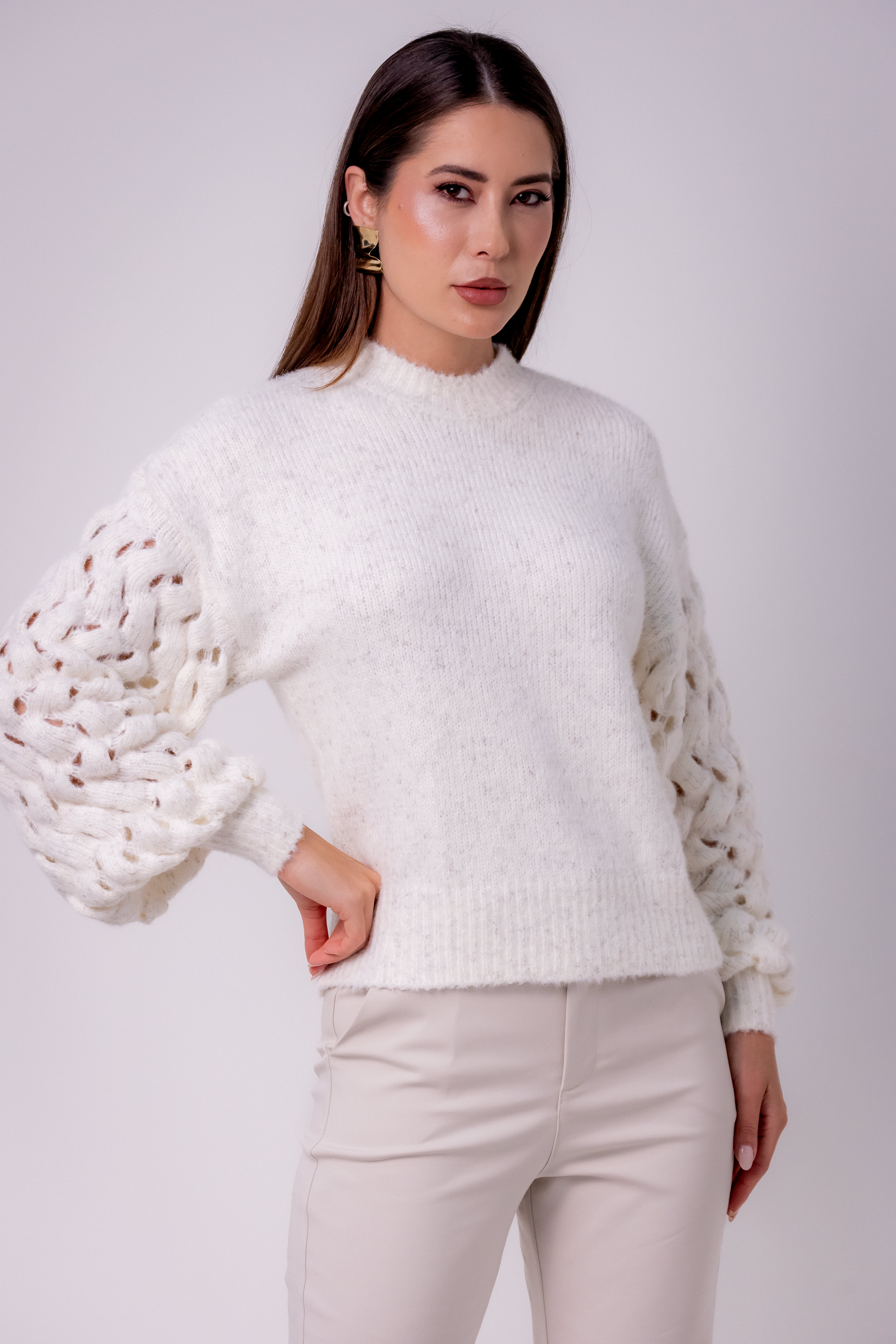 BLUSA MANGA PARCIAL - hover